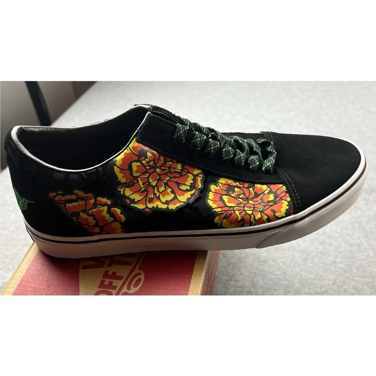 Vans shoes - VANS Old Skool - Old Skool - Black Yellow Orange 10