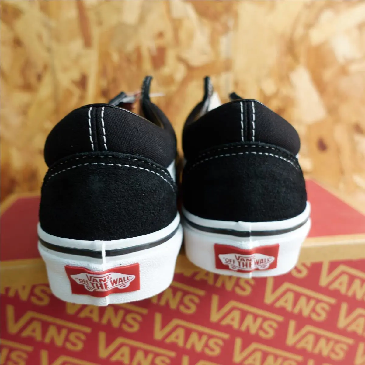 Vans shoes - VANS Old Skool - Old Skool - Black (UPC: 700053803725) 2