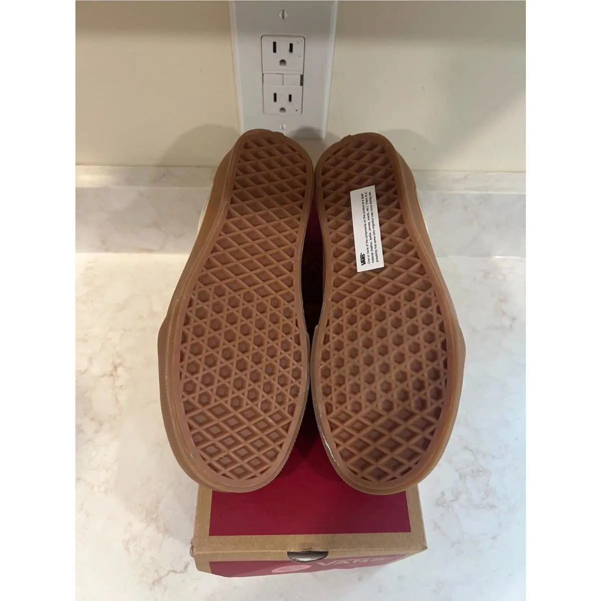 Vans shoes - Creme (UPC: 197065739409) 3