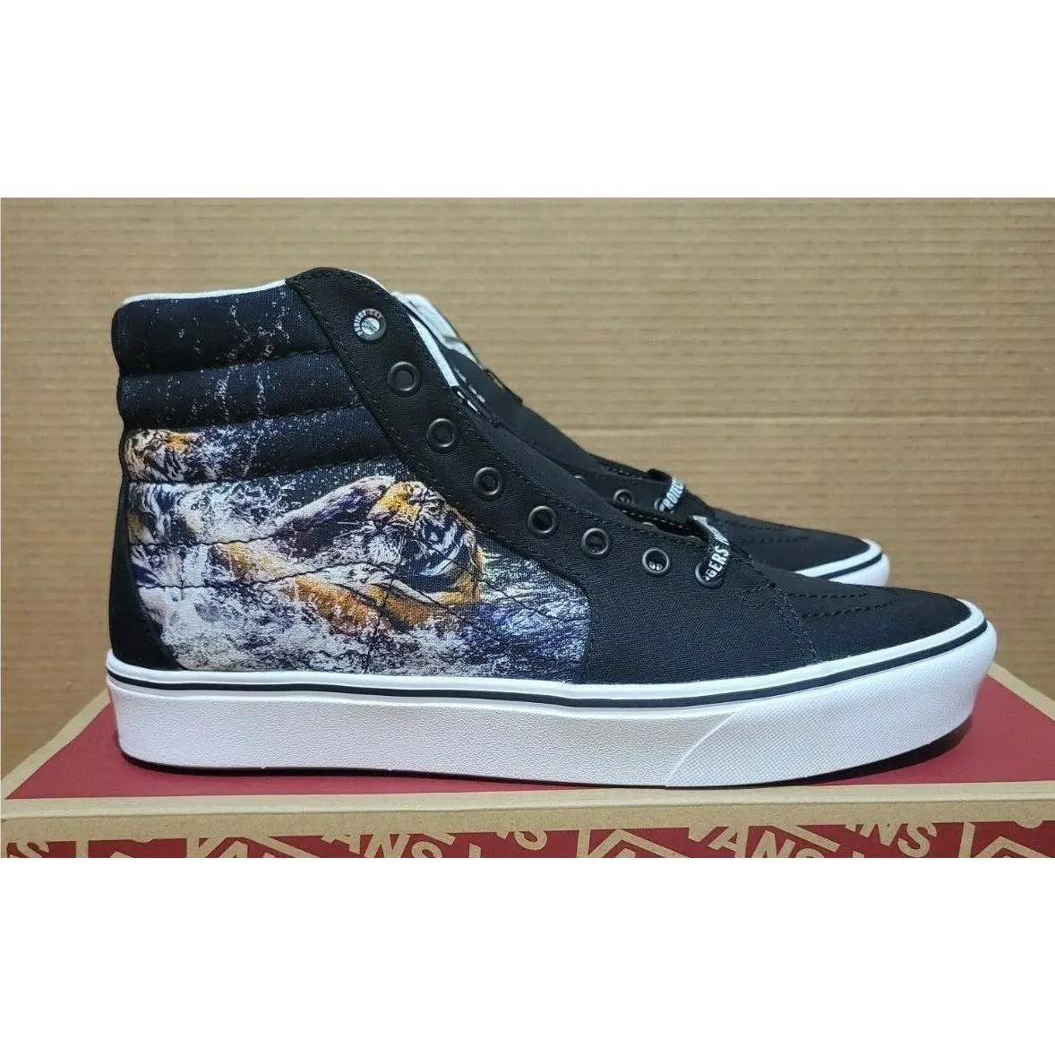 Vans shoes - Comfycush SK8-Hi - Comfycush - Black (Discovery) Project Cat/Playing Tigers 1