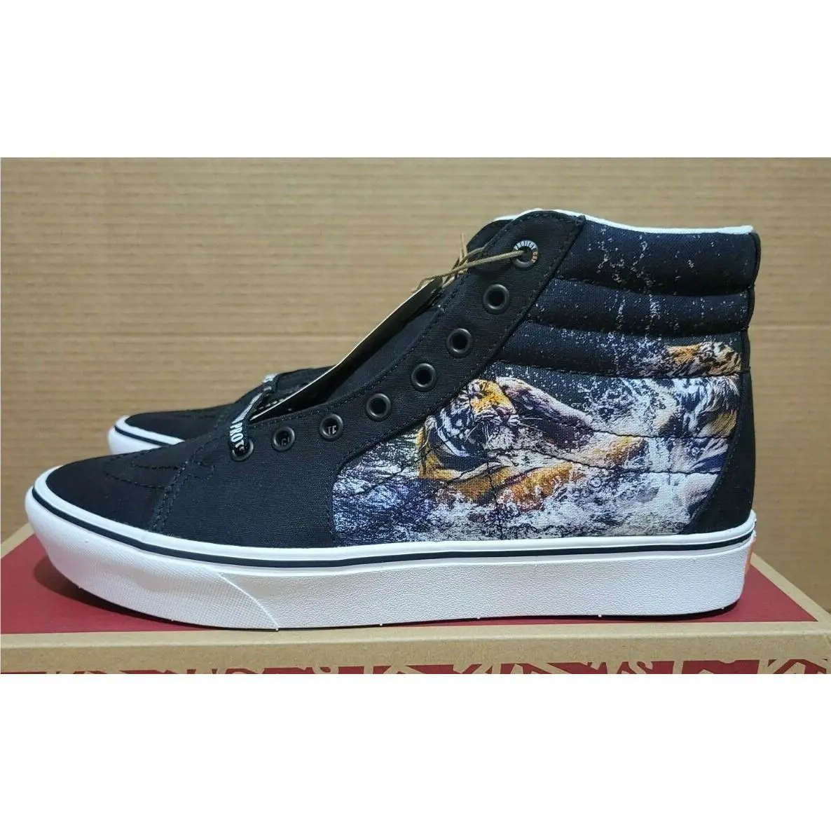 Vans shoes - Comfycush SK8-Hi - Comfycush - Black (Discovery) Project Cat/Playing Tigers 3