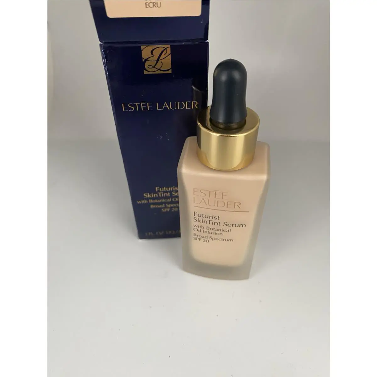 Estee Lauder Futurist Skin Tint Serum -1N2 Ecru
