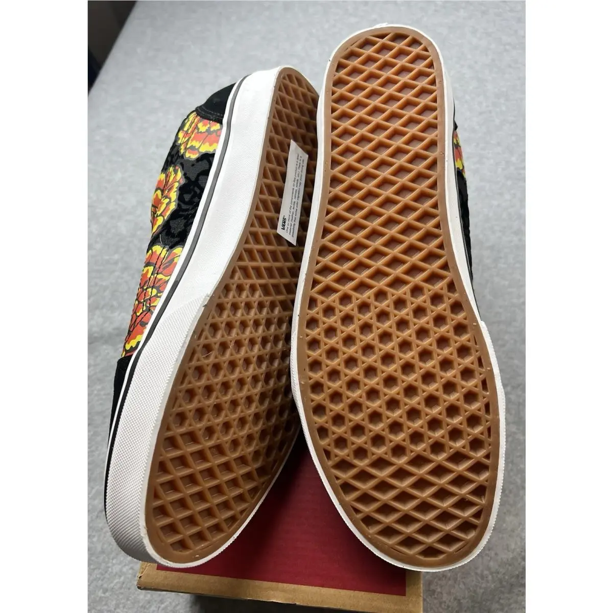 Vans shoes - VANS Old Skool - Old Skool - Black Yellow Orange 8