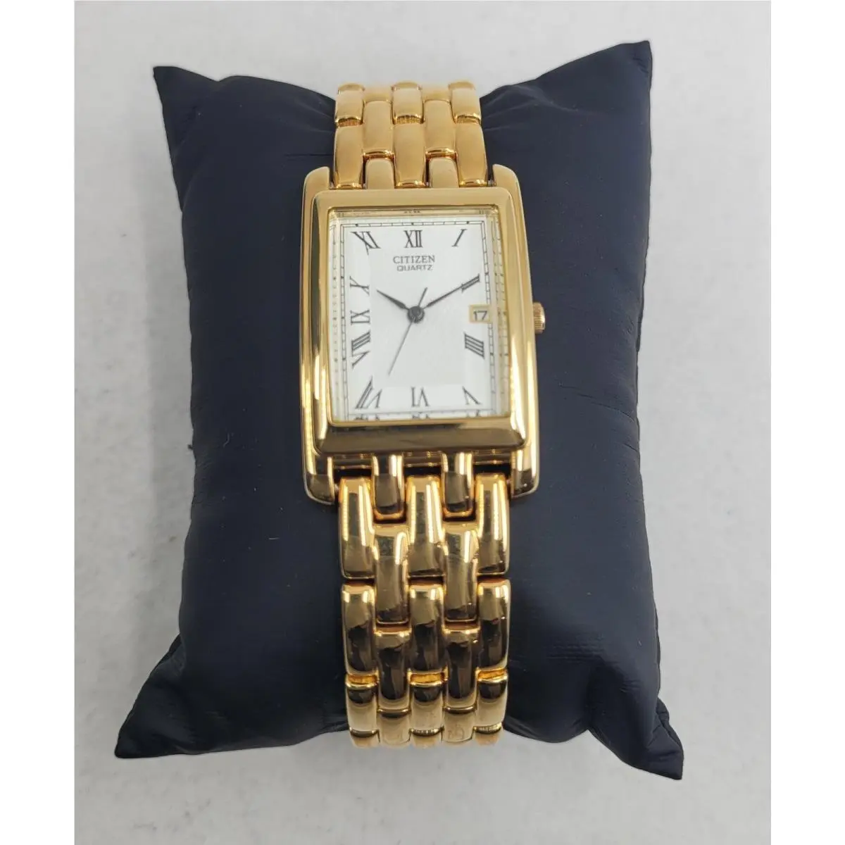 Citizen Gold Tone Quartz Men`s Watch AD3592-51A