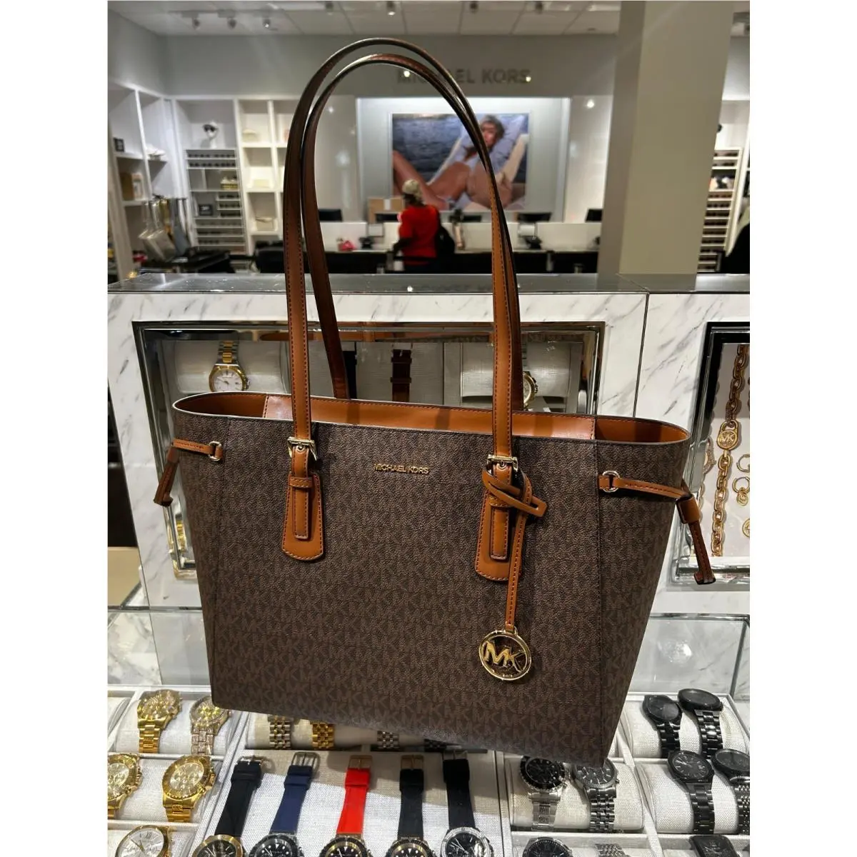 Michael Kors Voyager Women Large MK Logo Top-zip Shoulder Tote Bag Handbag Brown