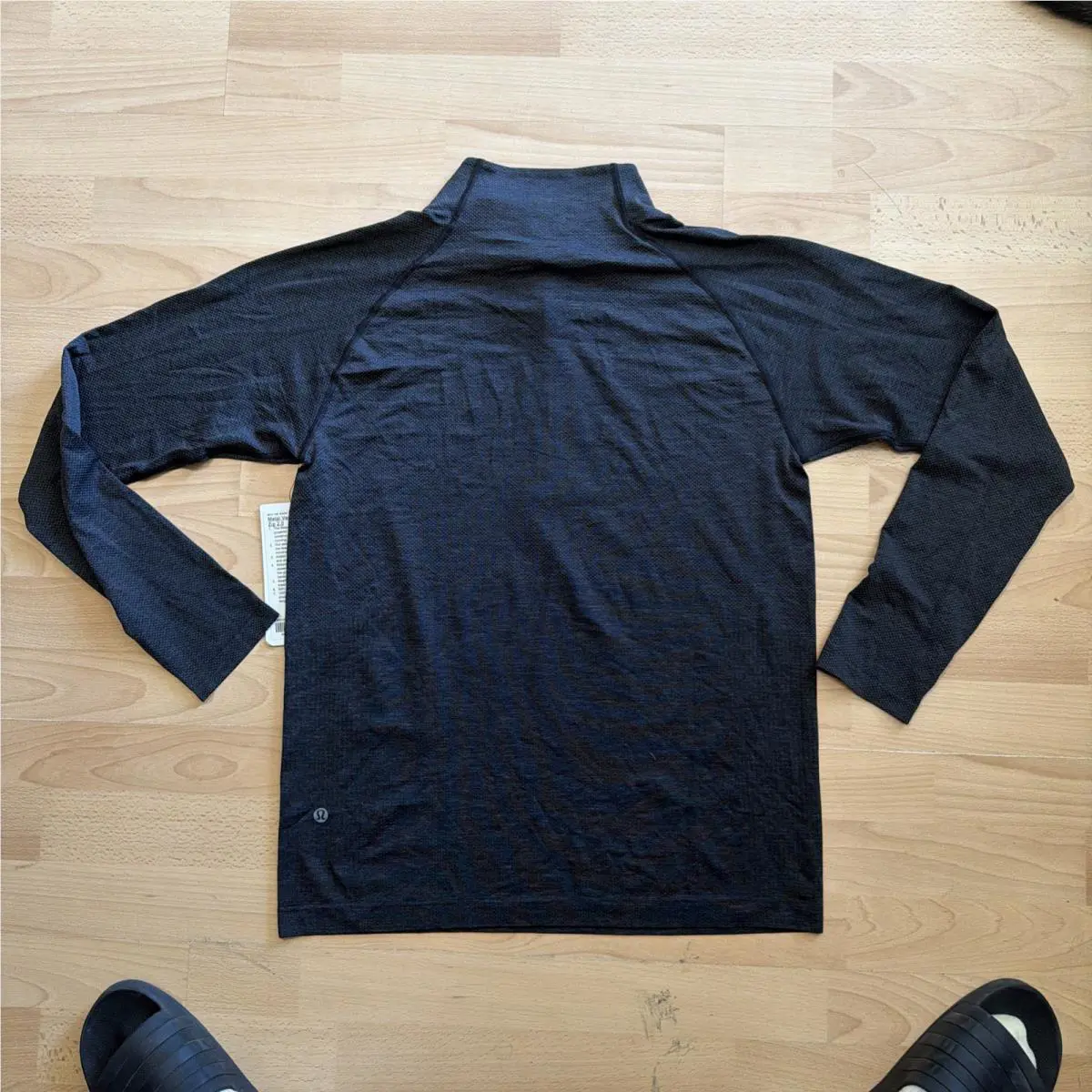 Lululemon clothing - Lululemon Metal Vent Tech - Metal Vent Tech - LM3CX8S - Gray 3