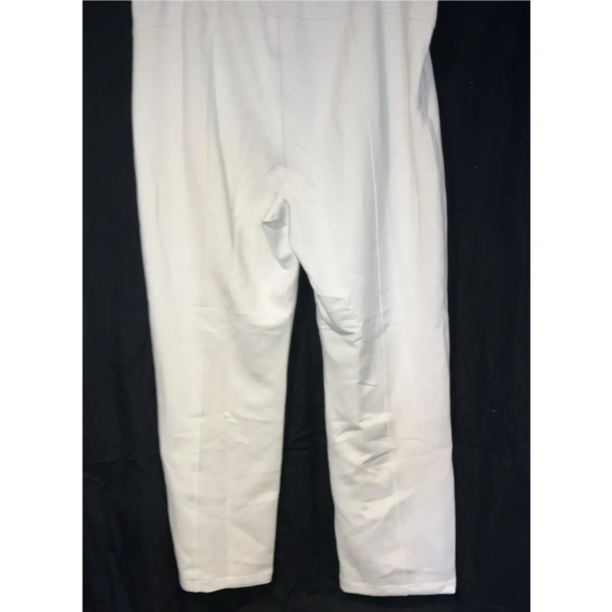 Lululemon clothing - White 2
