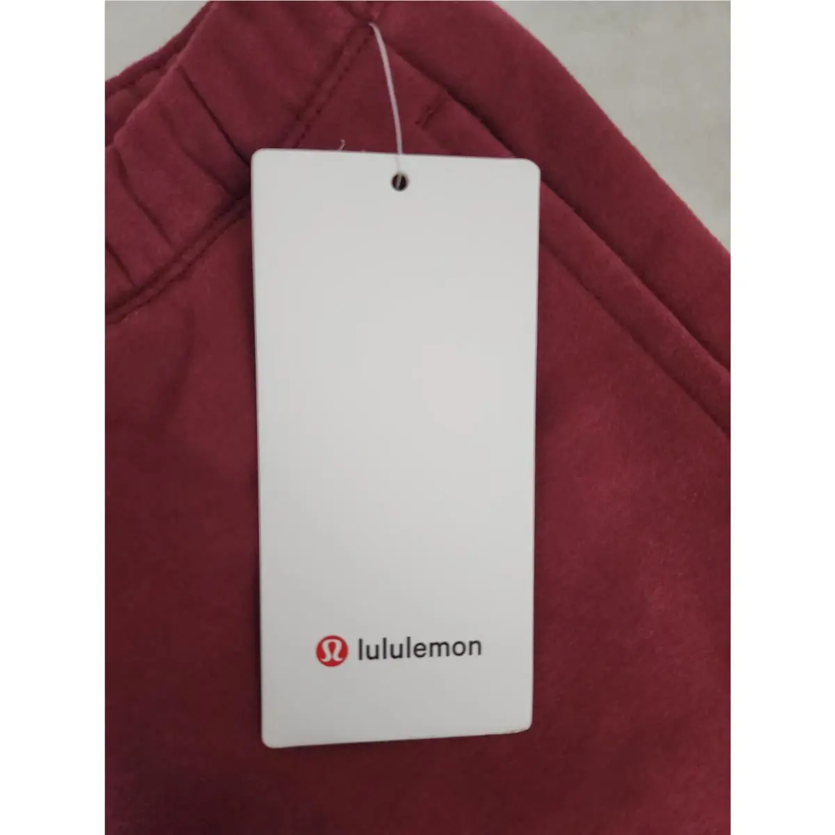 Lululemon clothing - Burgundy Bay 1