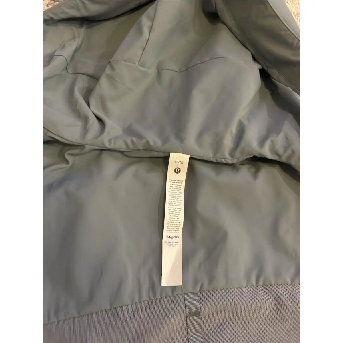 Lululemon clothing - Lululemon StretchSeal - StretchSeal - Gray 6