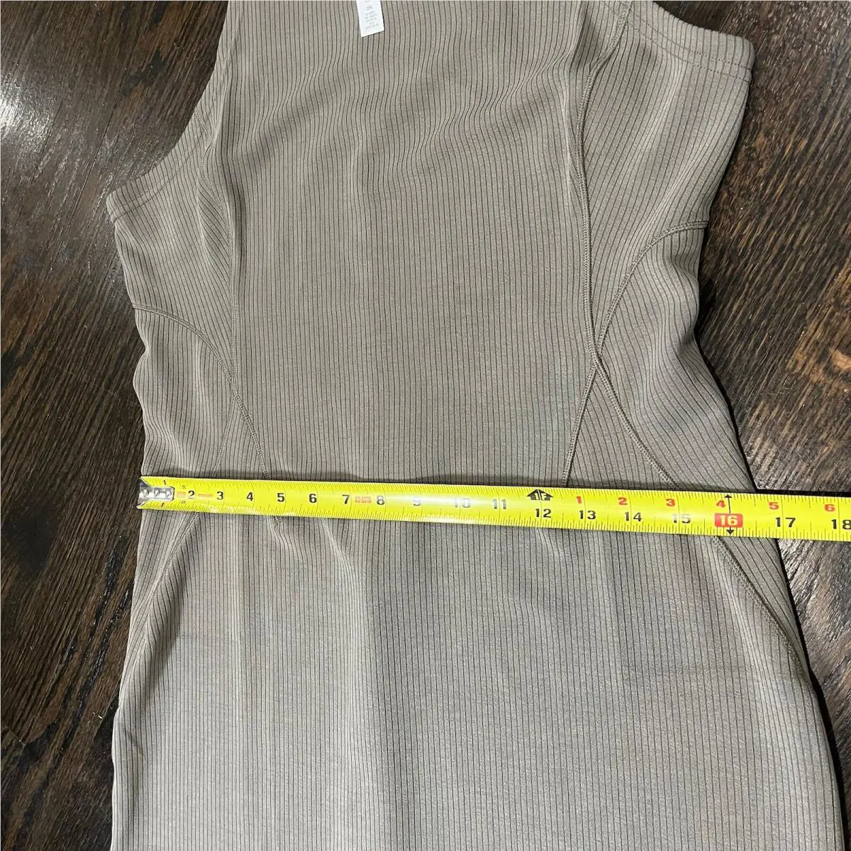 Lululemon clothing - Beige 6