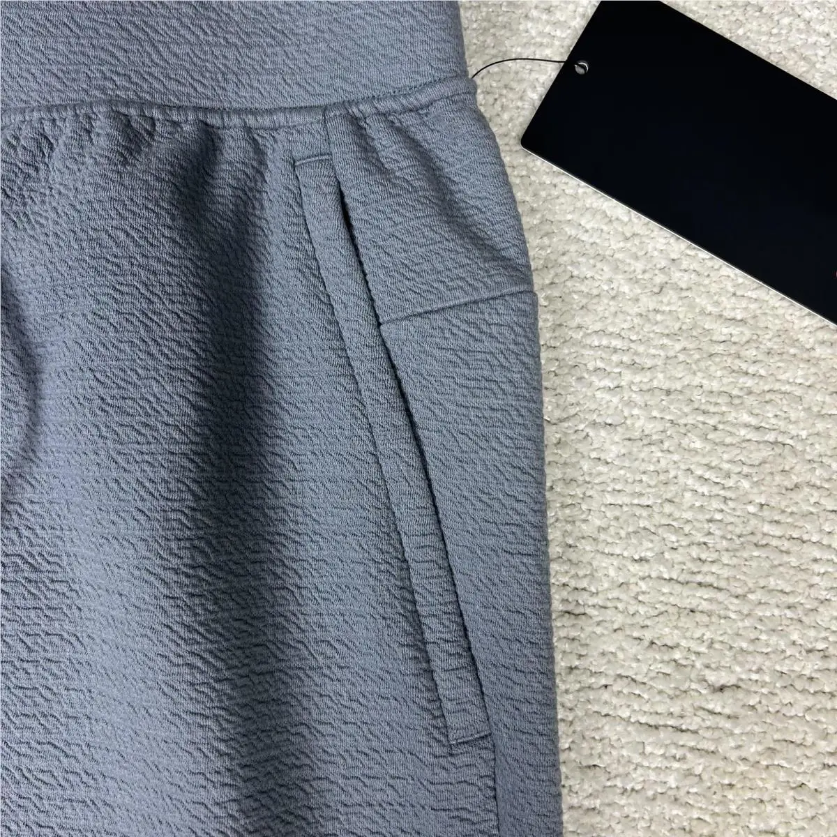 Lululemon clothing - Gray 2