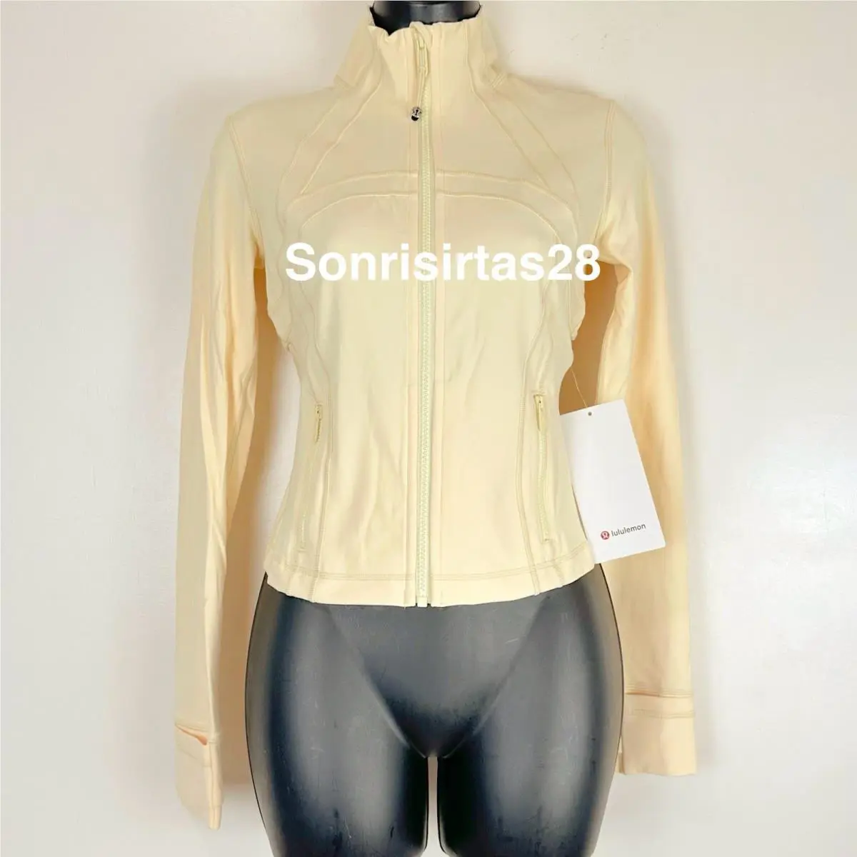 Lululemon clothing - Lululemon define cropped jacket - define cropped jacket - Butter Cream 1