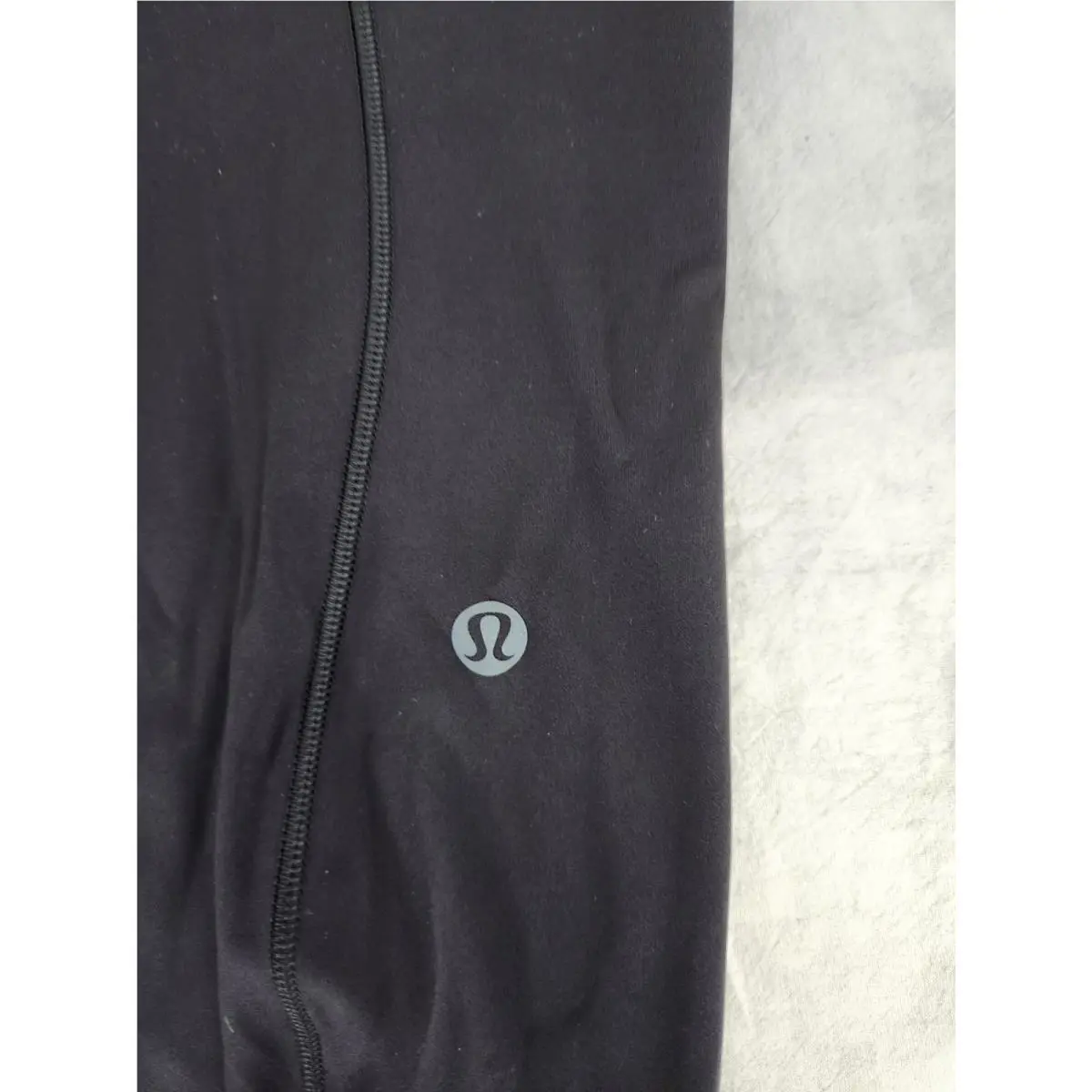 Lululemon clothing - Black 8