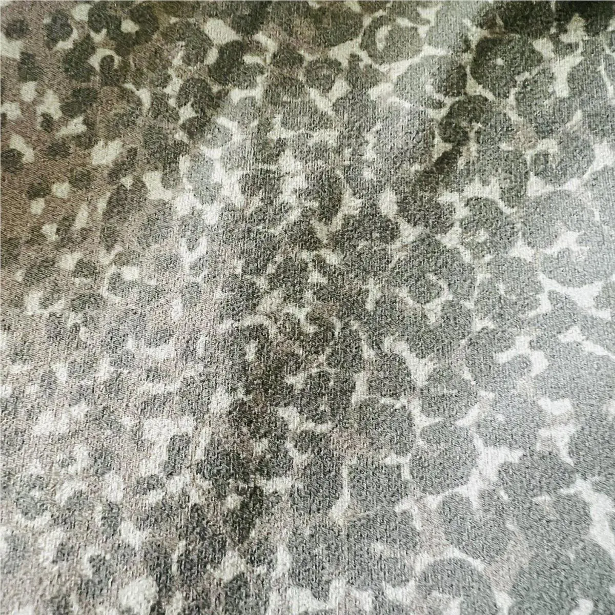 Lululemon clothing - Silver 2