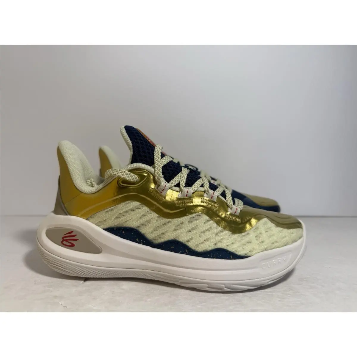 Under Armour shoes - Under Armour Curry Flow - Curry Flow - Gold 5
