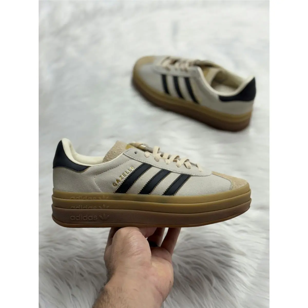 Adidas Gazelle Cream White Core Black Sand Strata Womens JS3892 Sz 9.5