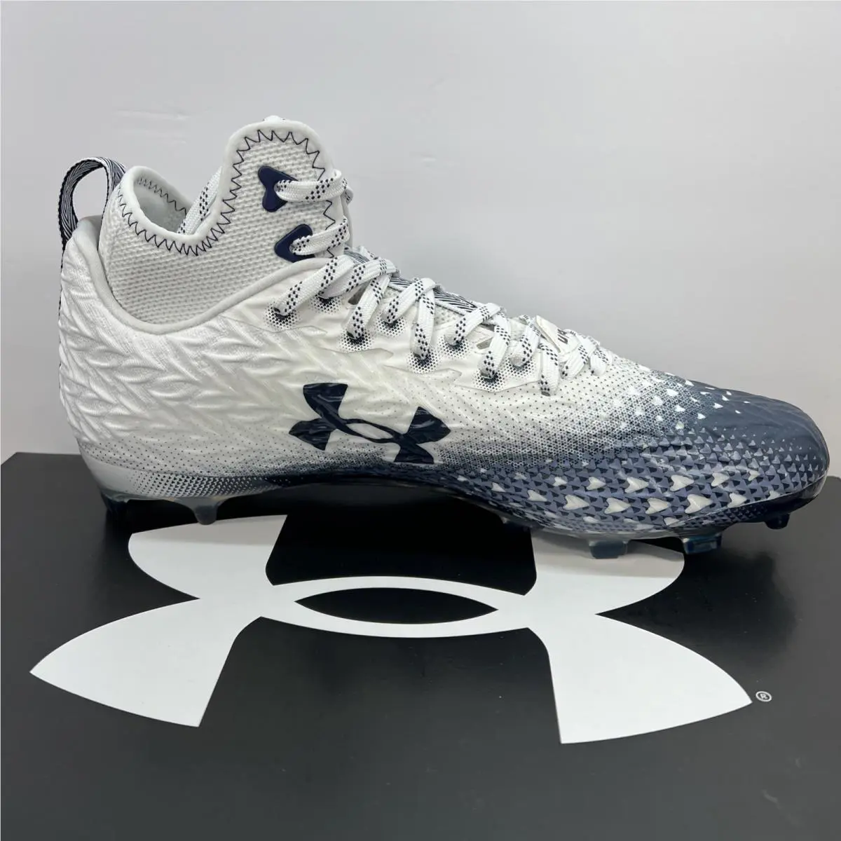 Under Armour shoes - Under Armour Spotlight MC - Spotlight - 3026334-106 - White 5