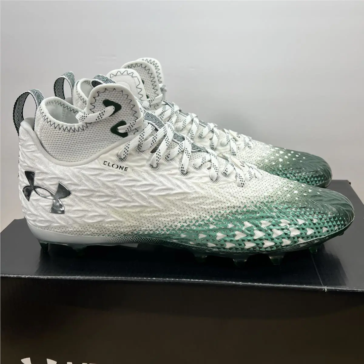 Under Armour shoes - Under Armour Spotlight MC - Spotlight - 3026334-105 - White 6