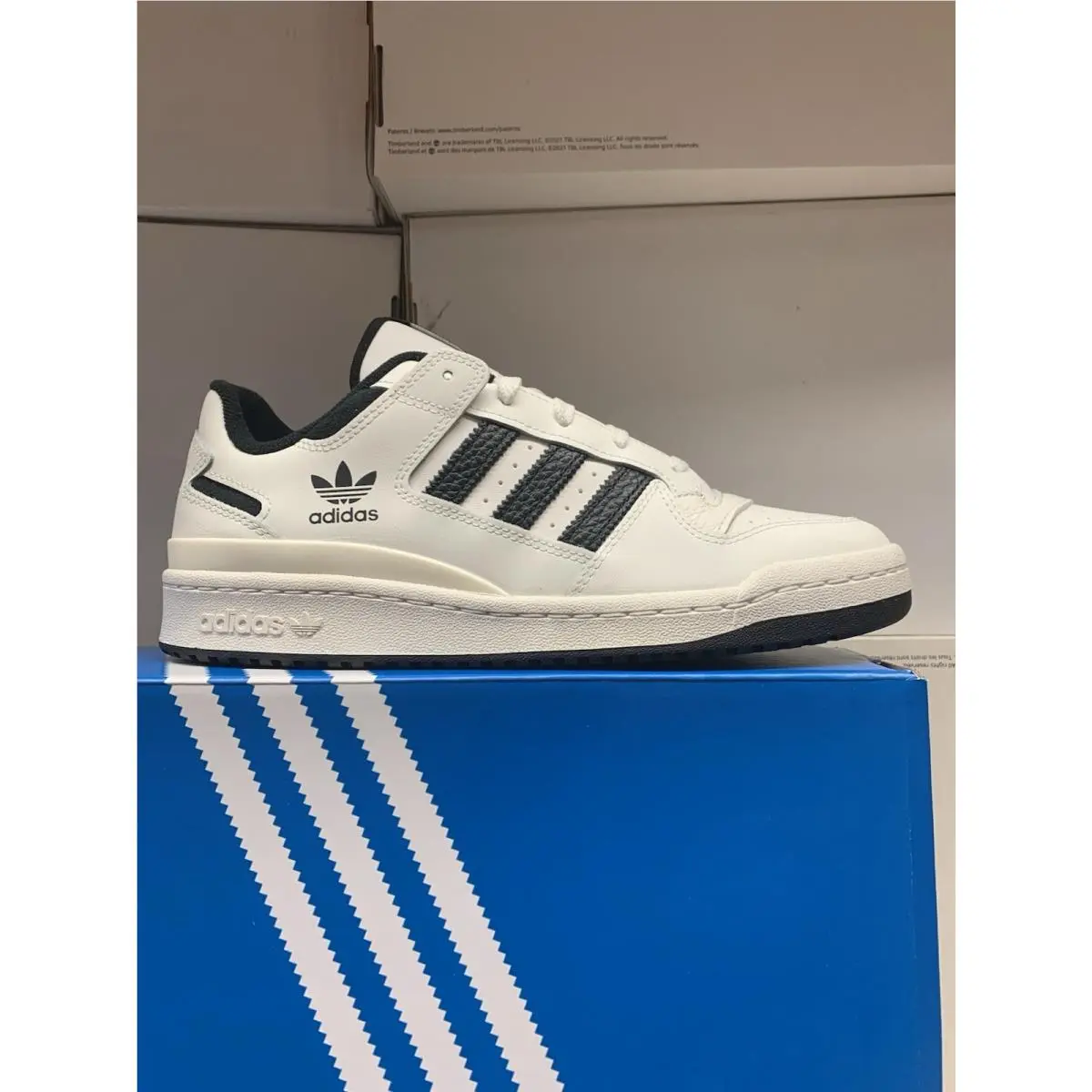 Adidas shoes - adidas Forum Low - Forum Low - IH7830 - White 4