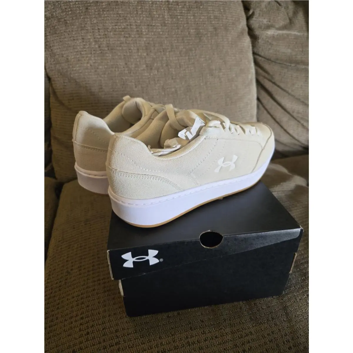Under Armour shoes - UA W Official Suede - Official Suede - 3028636-100 - White 1
