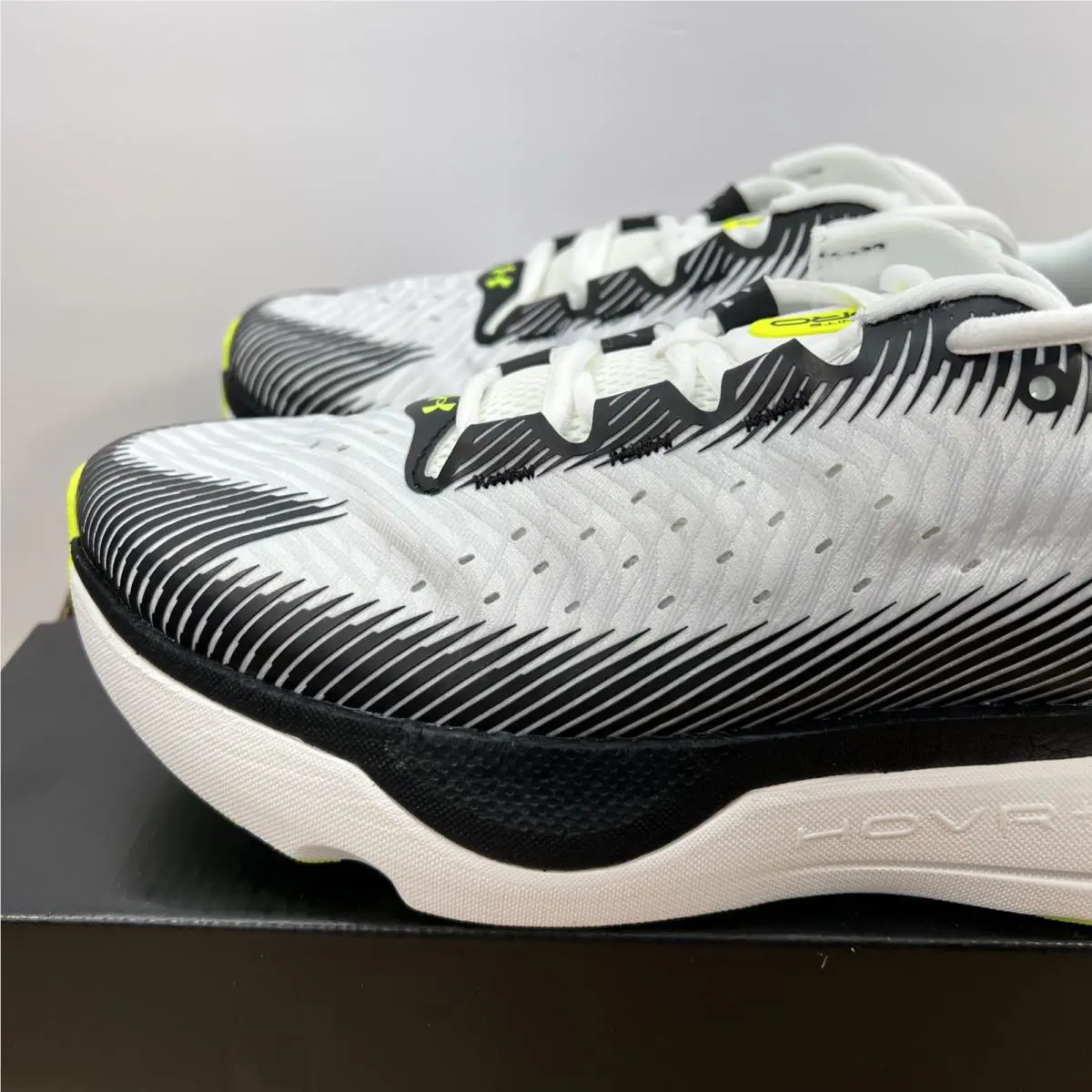 Under Armour shoes - Under Armour Infinite Pro - Infinite Pro - 3027200-104 - White 1