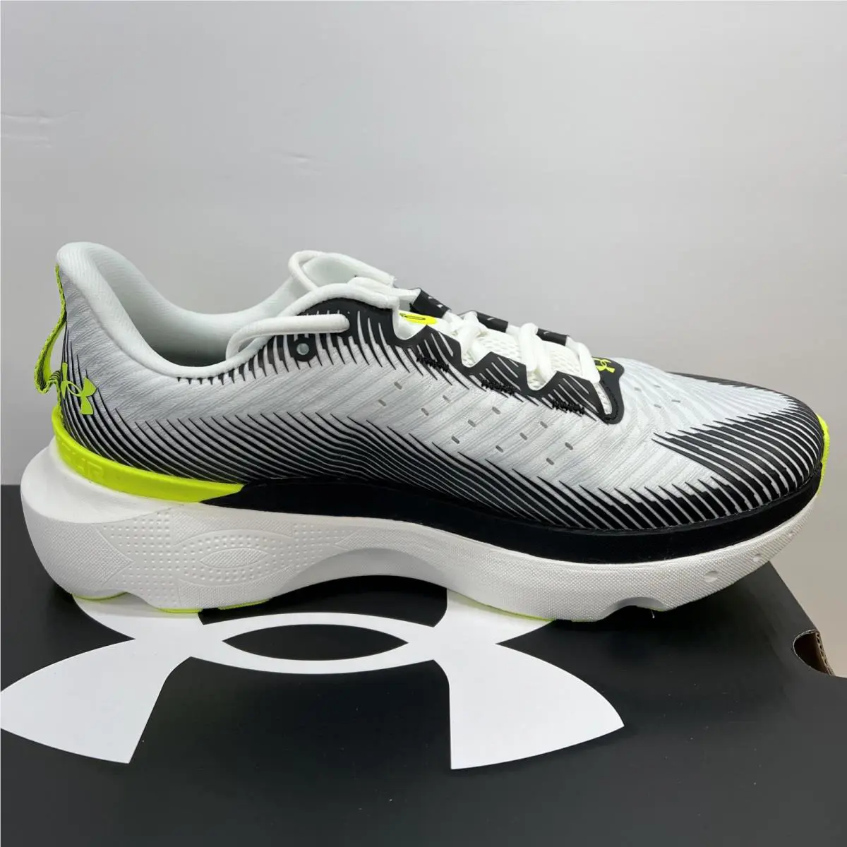 Under Armour shoes - Under Armour Infinite Pro - Infinite Pro - 3027200-104 - White 5