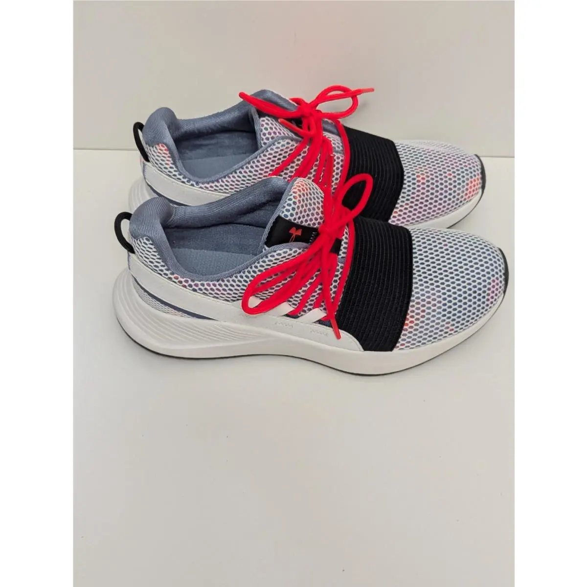 Under Armour shoes - Under Armour Charged Breathe Lace PR - 3024631-400 - White 1