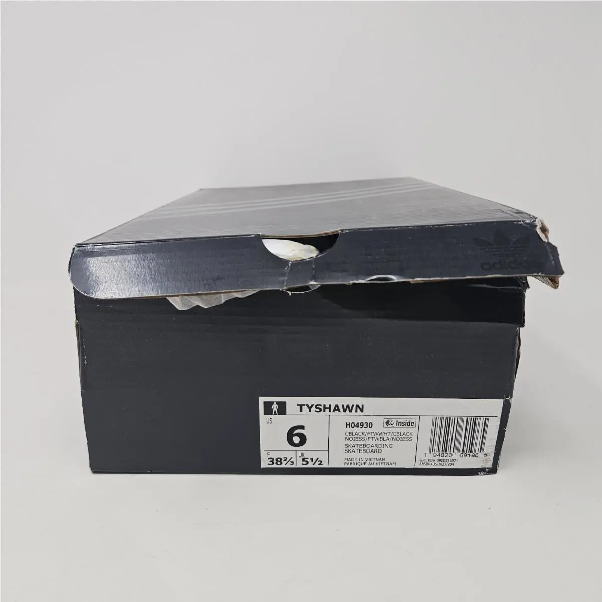Adidas shoes - adidas Tyshawn - Tyshawn - H04930 - Black (UPC: 194820691897) 4