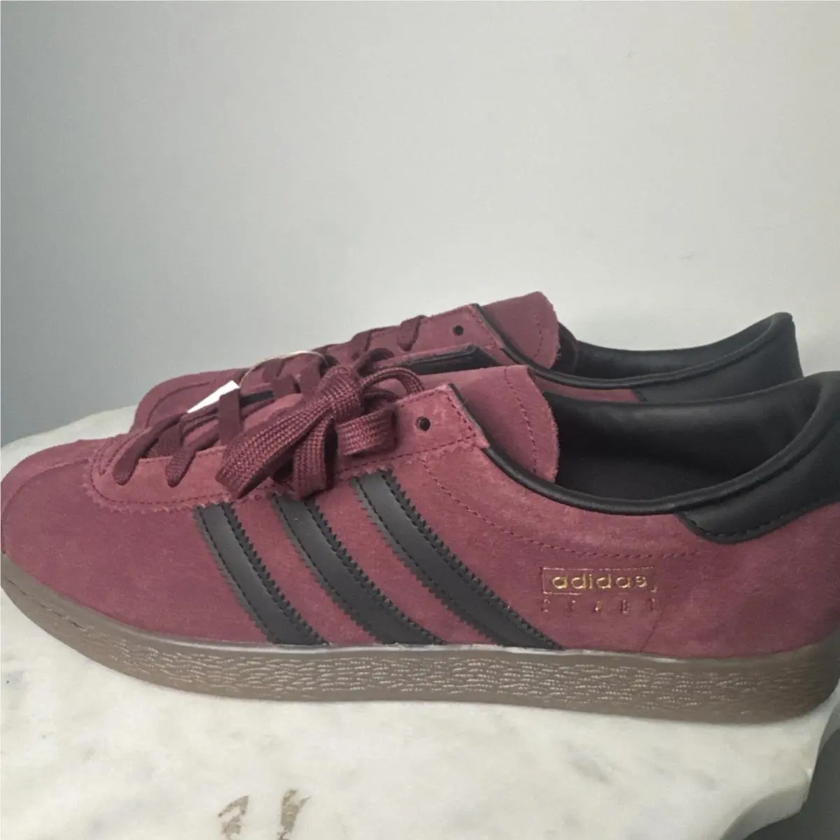 Adidas shoes - Stadt - Stadt - JQ9009 - Red, Black, Gum 0