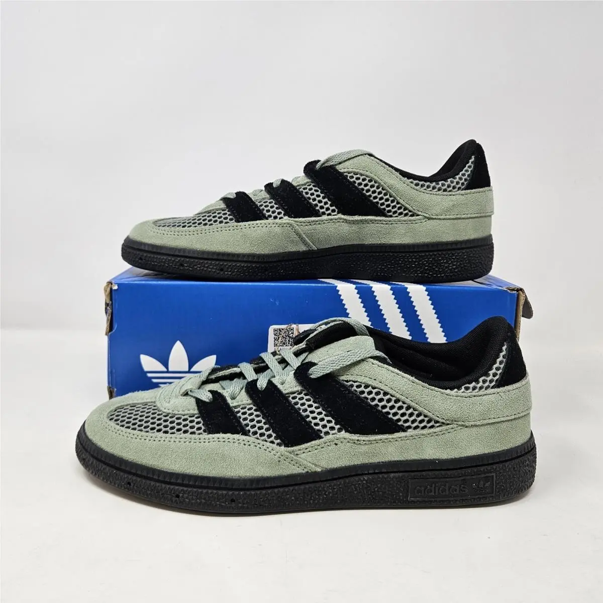 Handball Spezial ST W `green / Black` / JS2775 / Women`s Size 5.5 by Adidas