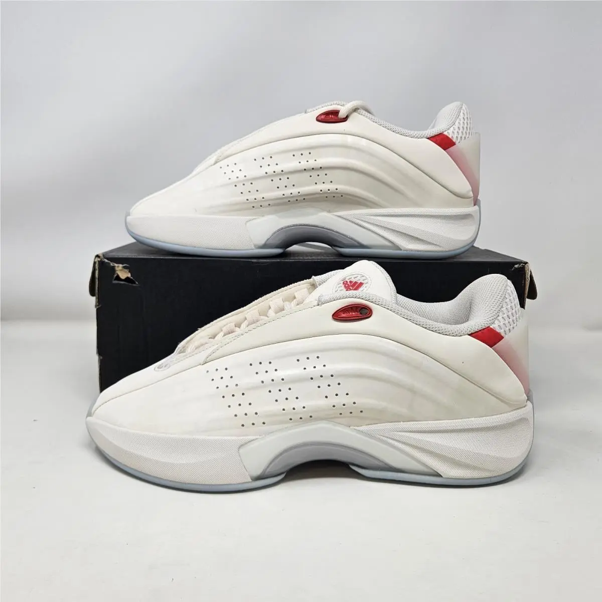 Adidas Nova Iiinfinity `white Pure Ruby` / JI0351 / Size 7.5 Men`s - 8.5 Women`s