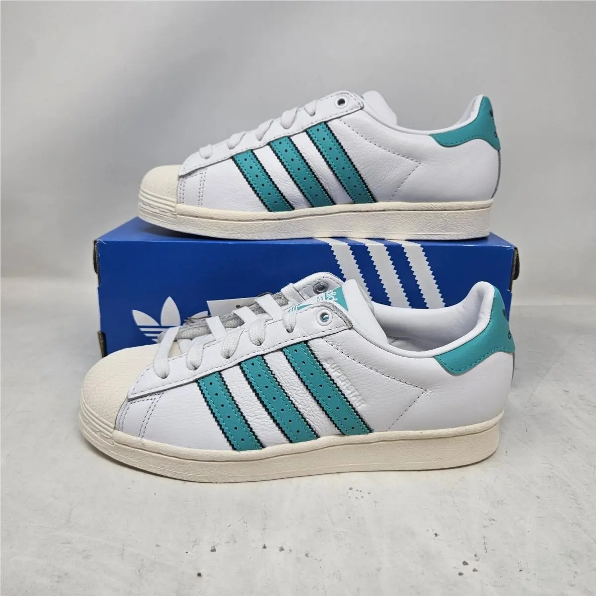 Adidas Originals Superstar Shell Toe / White Mint Rush / IG2218 / Women`s 9