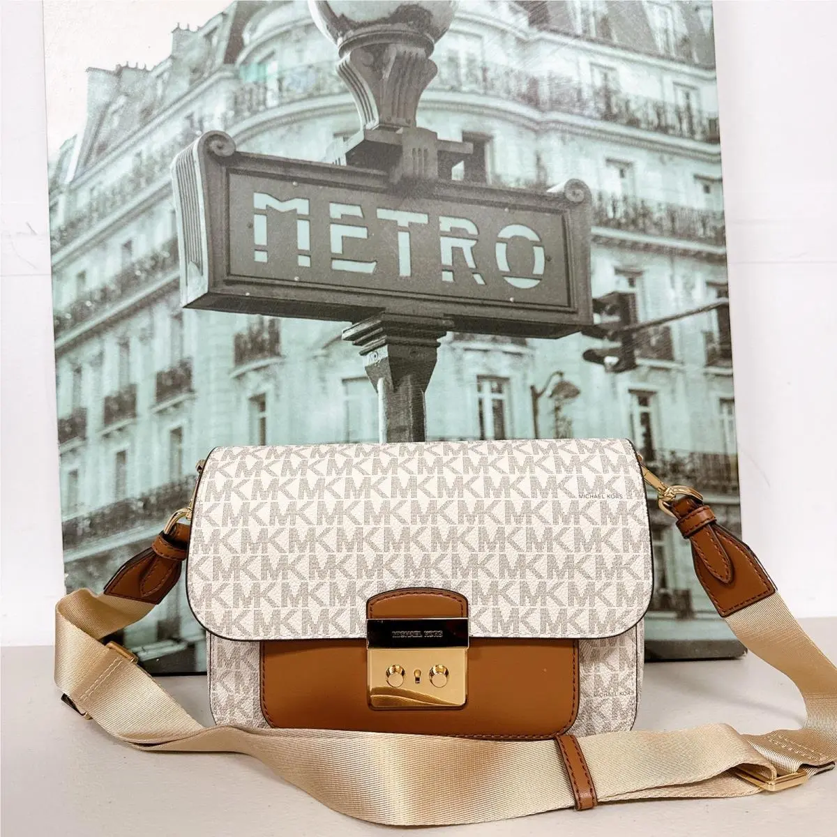 Michael Kors 35T2GS9M2B Sloan Editor Medium Signature Logo Messenger Bag