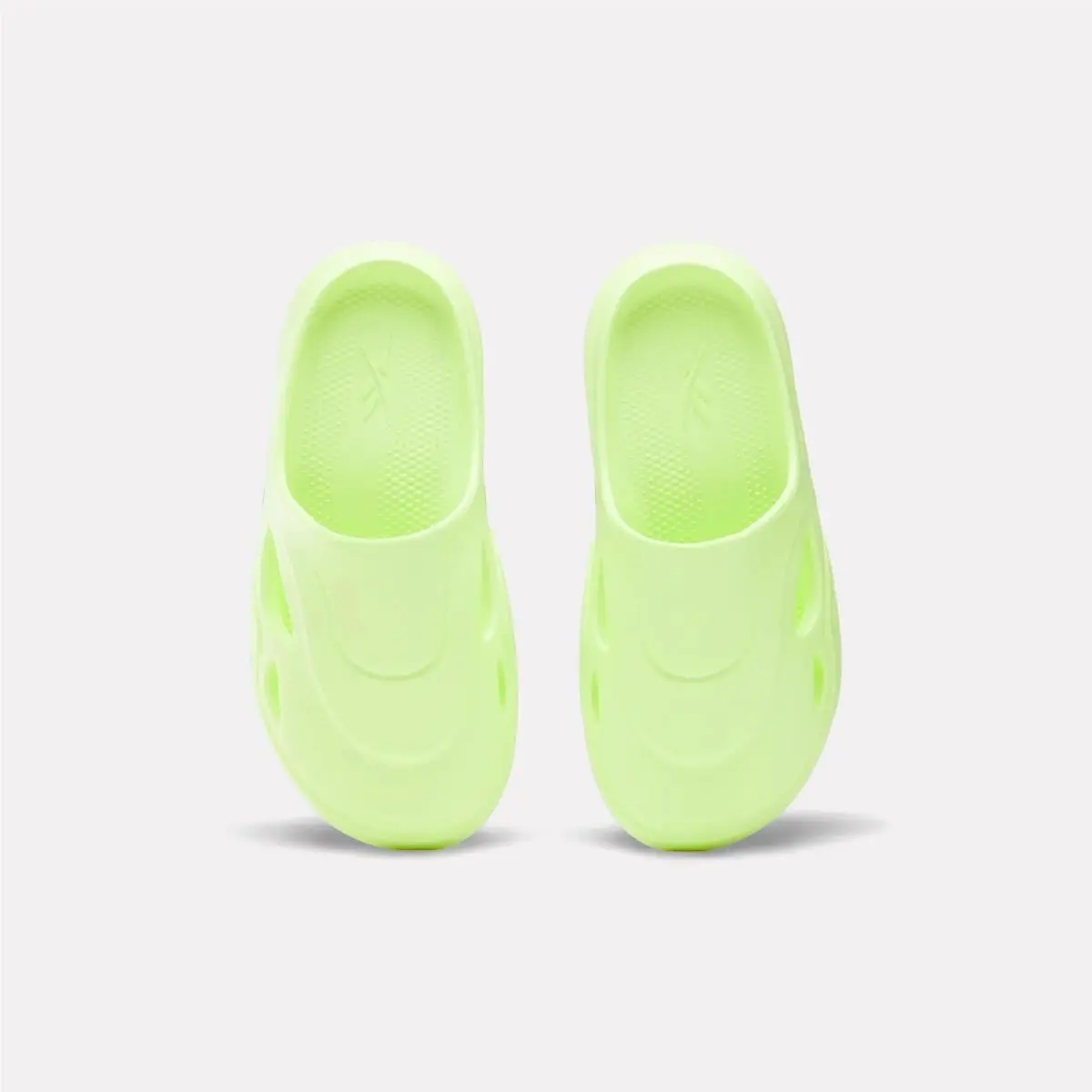 Reebok shoes - White/White/White 10