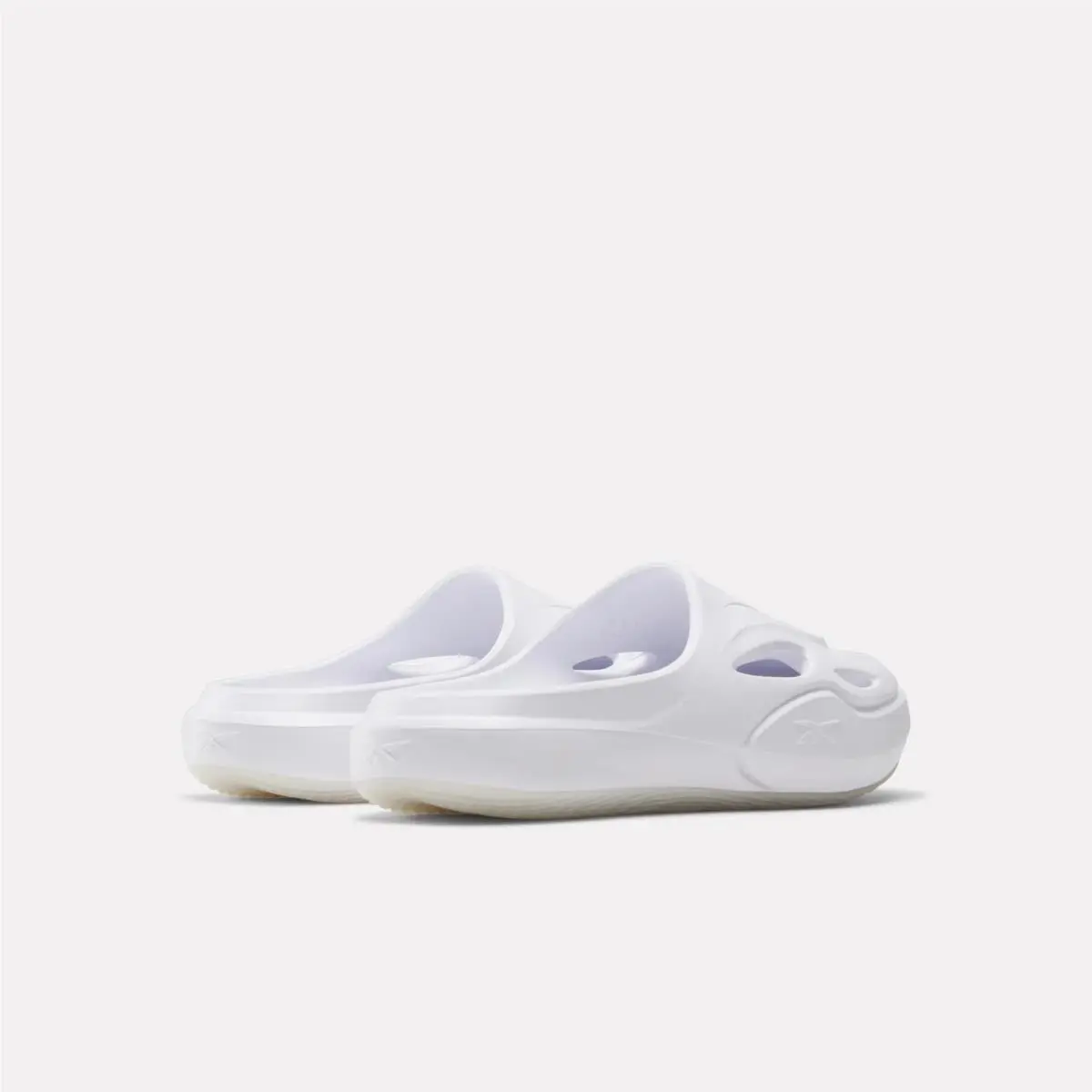 Reebok shoes - White/White/White 6
