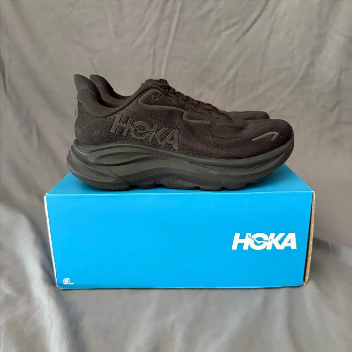 Hoka shoes - Hoka One One Clifton 10 - Black 0