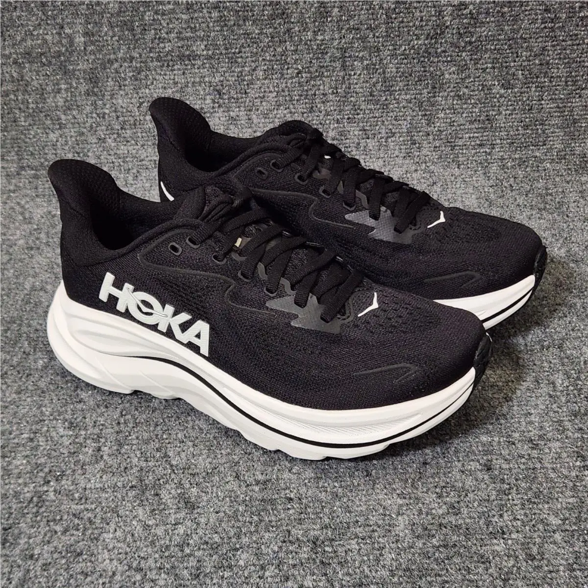 Hoka shoes - Black 1