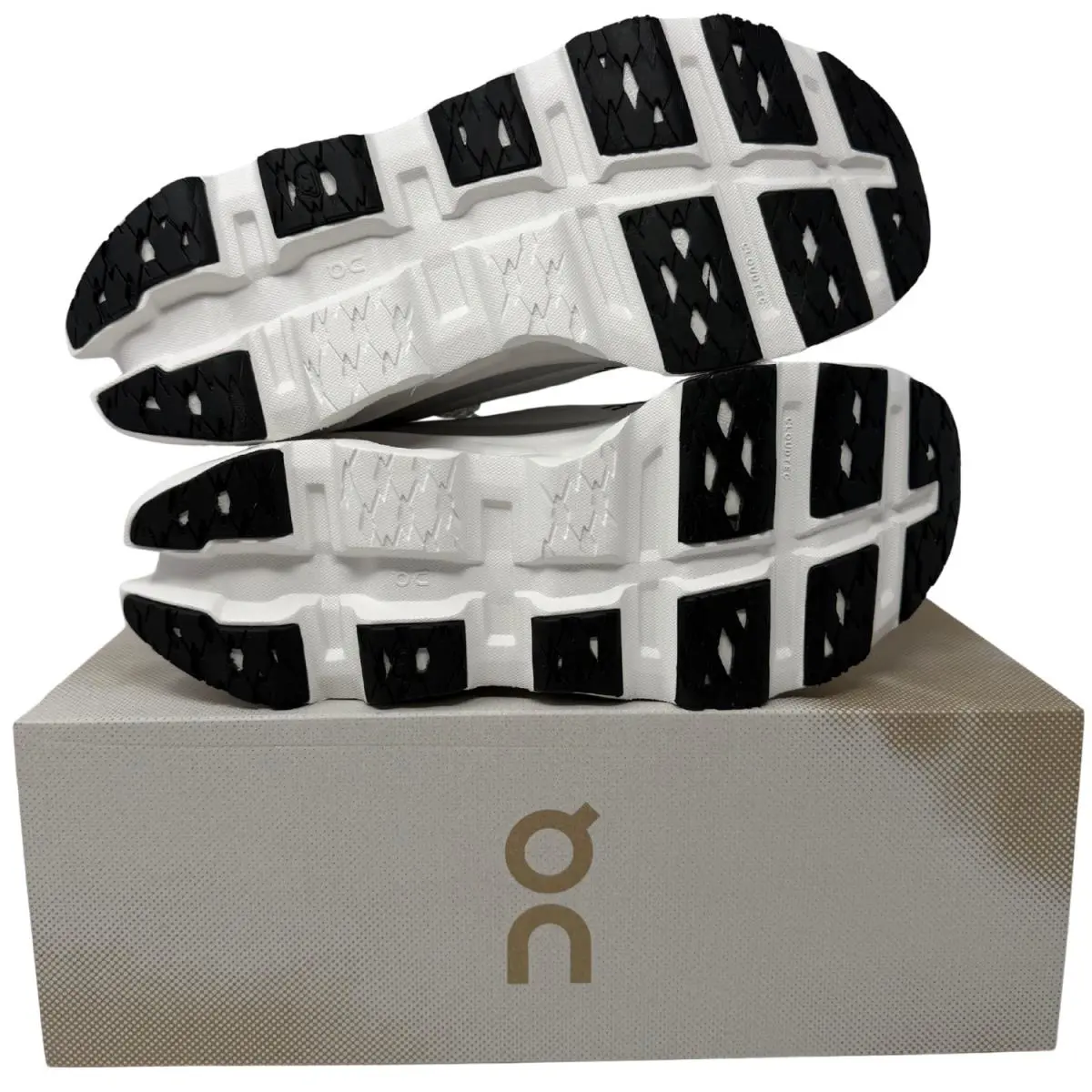 On-Running shoes - Cloudmonster 3 - Cloudmster - White | White 3