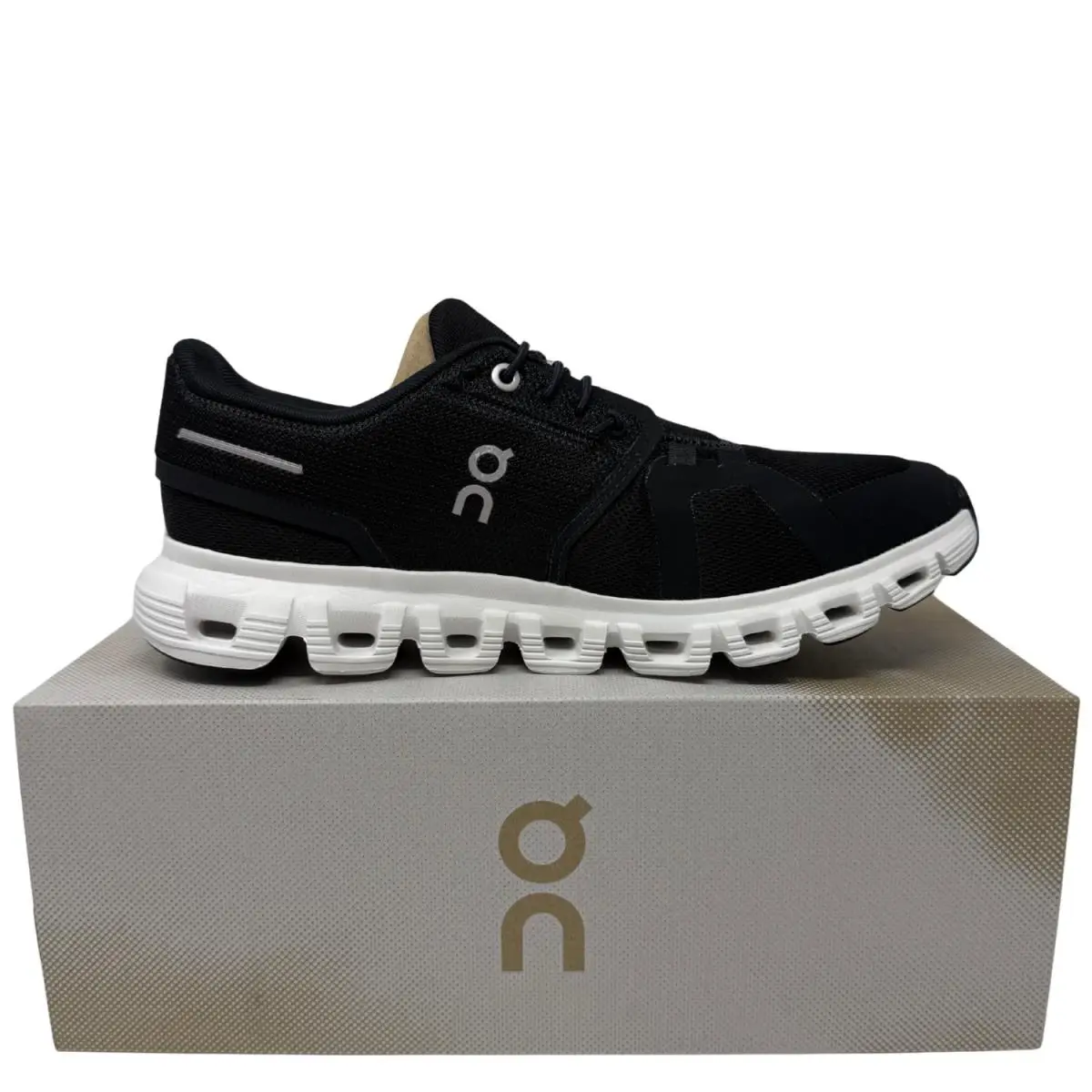 On-Running shoes - Cloud 6 - Cloud - Black | White 7