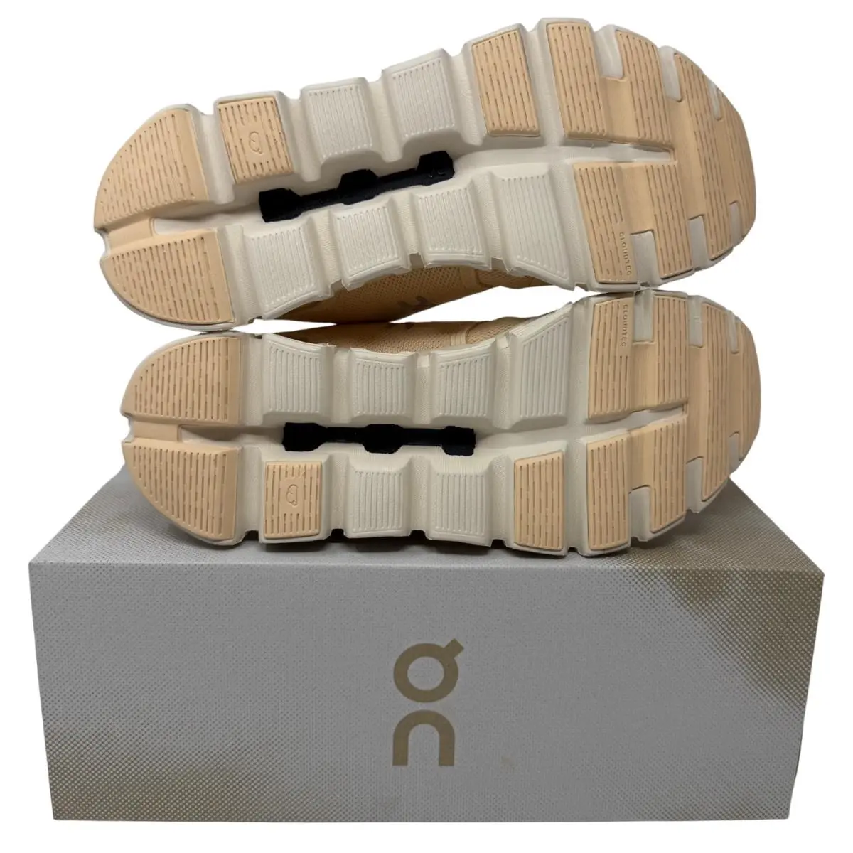 On-Running shoes - Cloud 6 - Cloud - Blonde | Dew 17