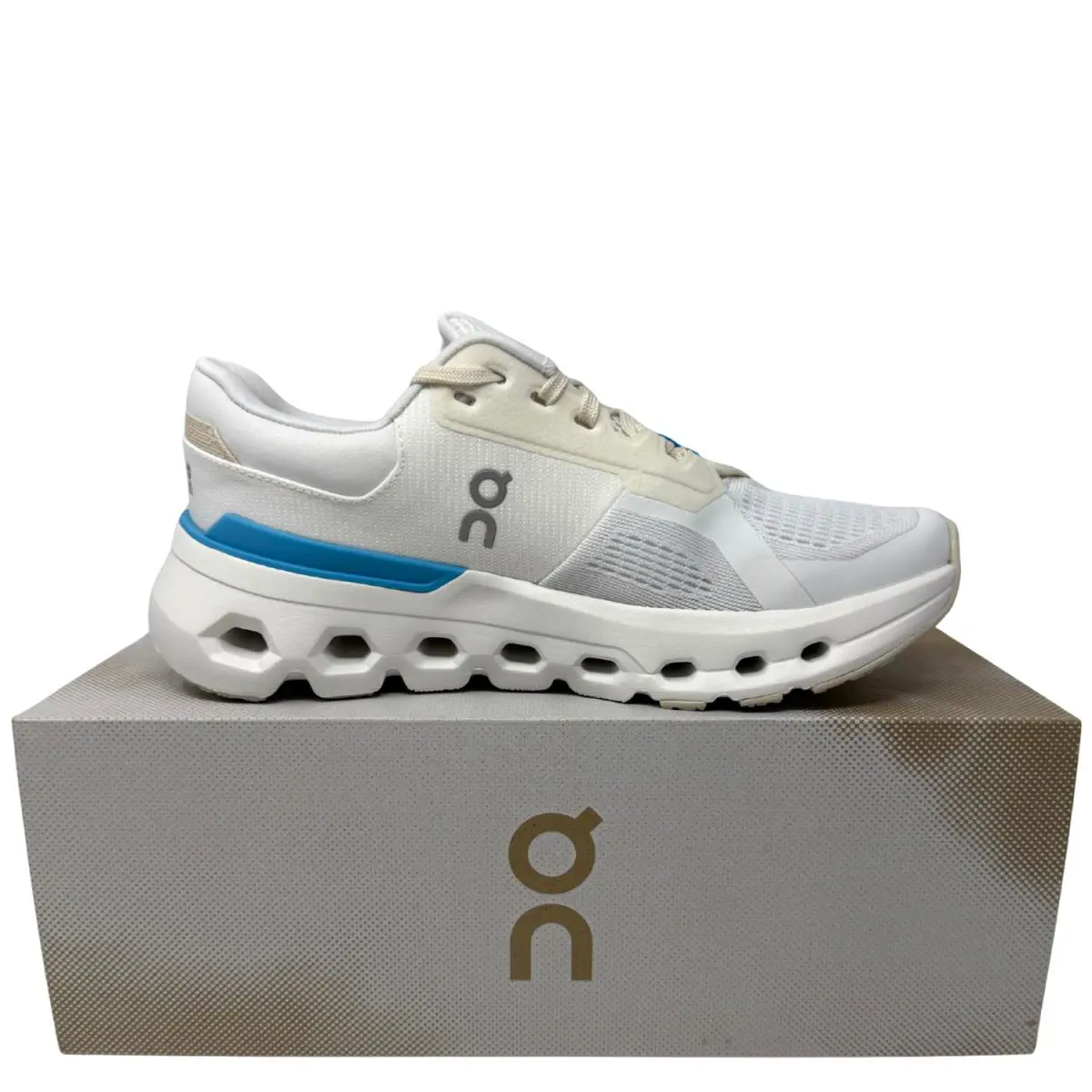 On-Running shoes - Cloudrunner 2 - Cloudrunner - White | Horizon 0