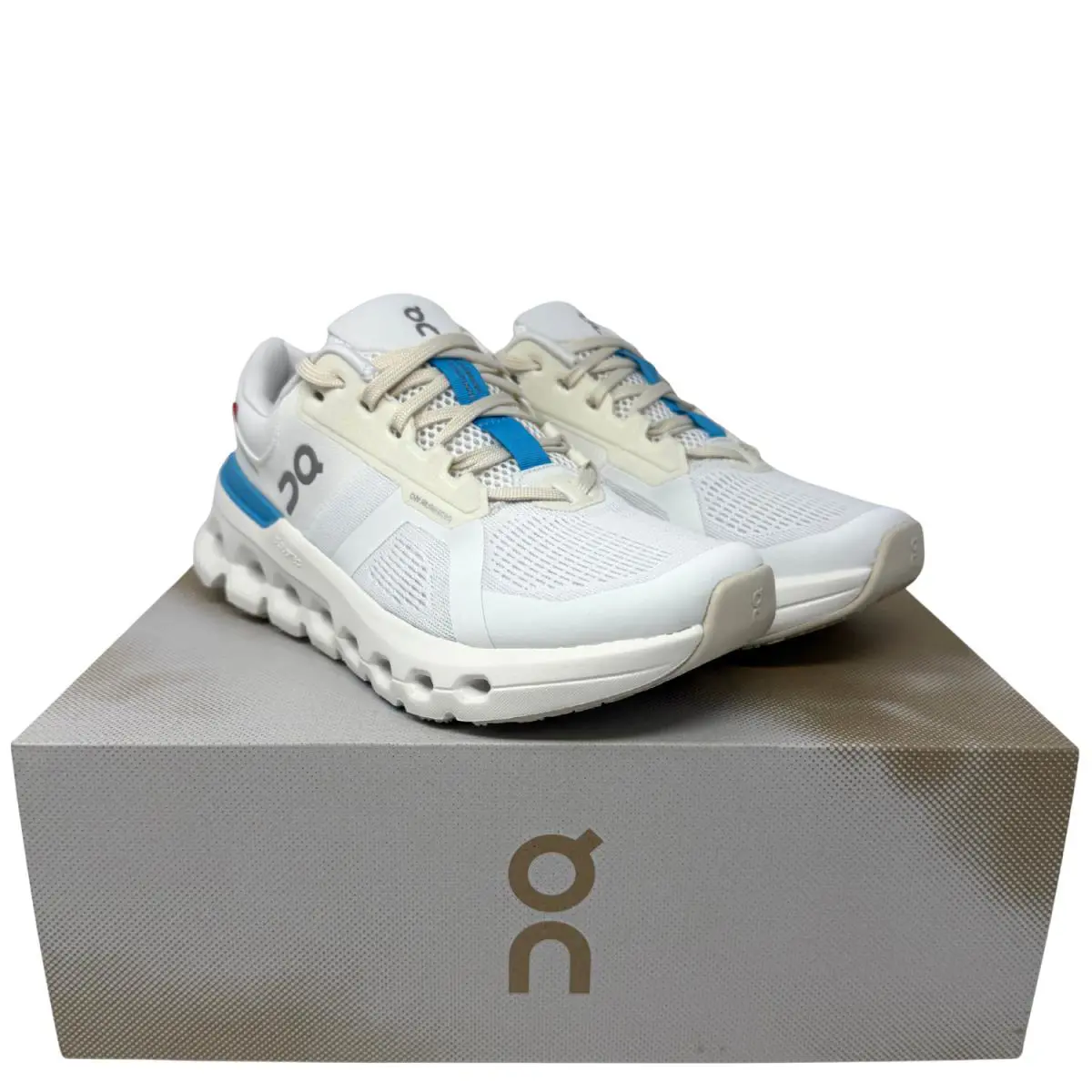 On-Running shoes - Cloudrunner 2 - Cloudrunner - White | Horizon 4