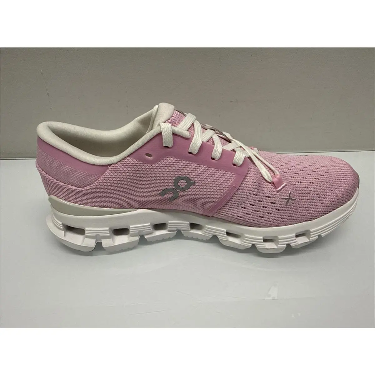 On-Running shoes - Cloud X4 - Cloud - 3WE30073561 - Pink 2