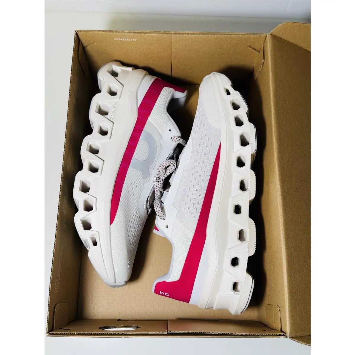 On-Running shoes - On Running - 3WD10104038 - Ivory 7