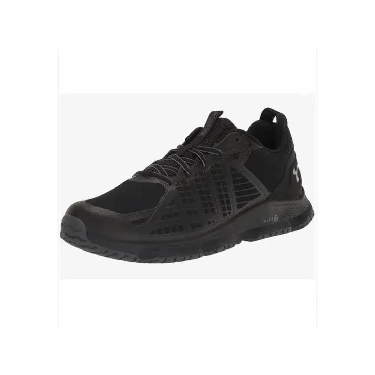 Under Armour shoes - MICRO G STRIKEFAST - MICRO STRIKEFAST - Black 4