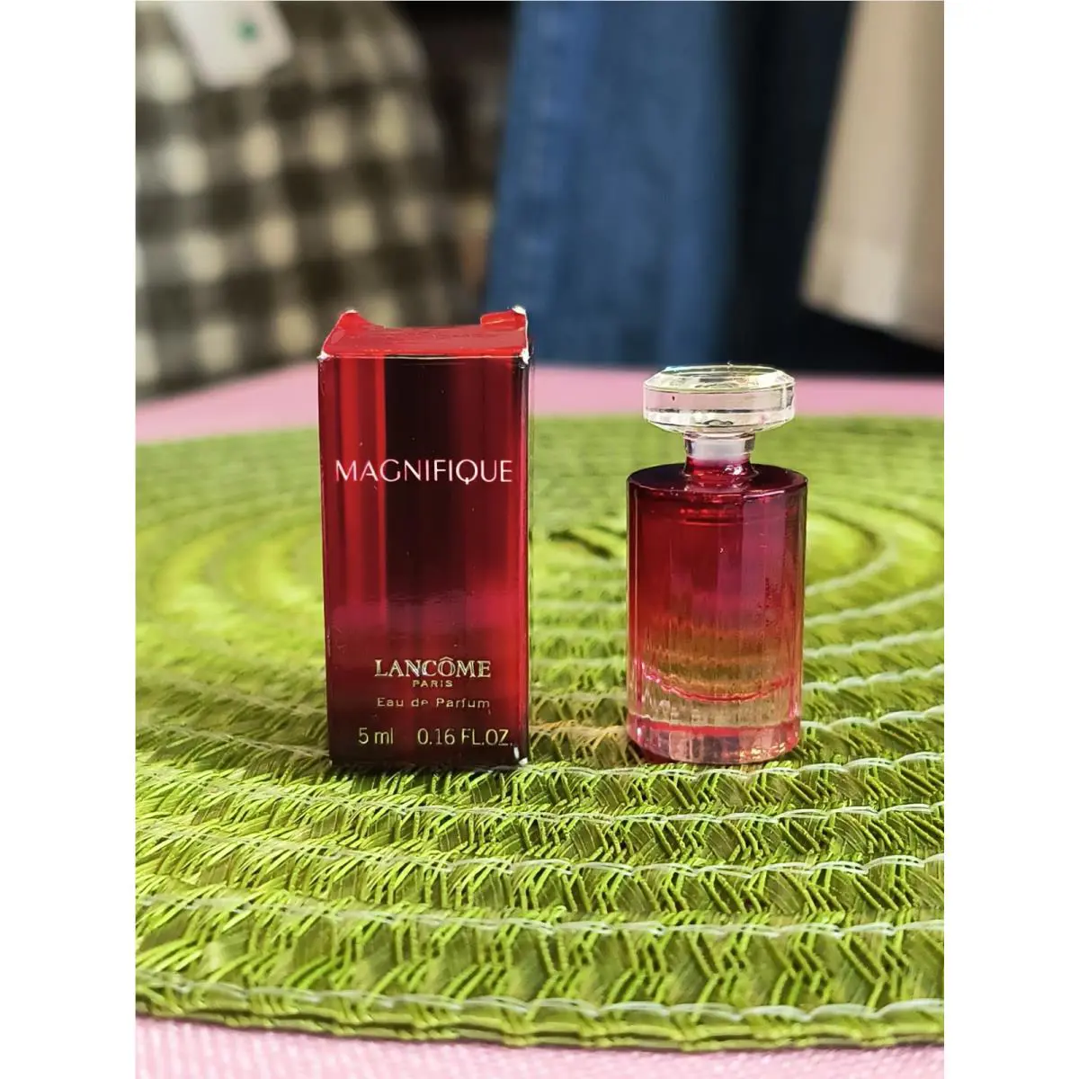 Vintage Mini 0.16 oz Edp Magnifique Lancome 5 ml Eau DE Parfum Mini Splash
