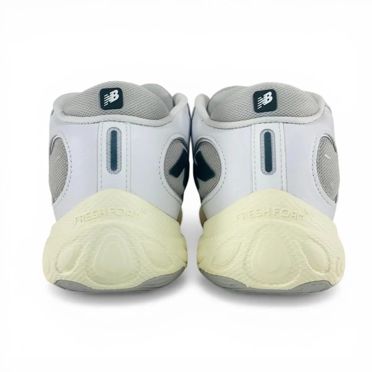 New Balance shoes - New Balance Fresh Foam BB v3 - BBFRSTH3 - White 18