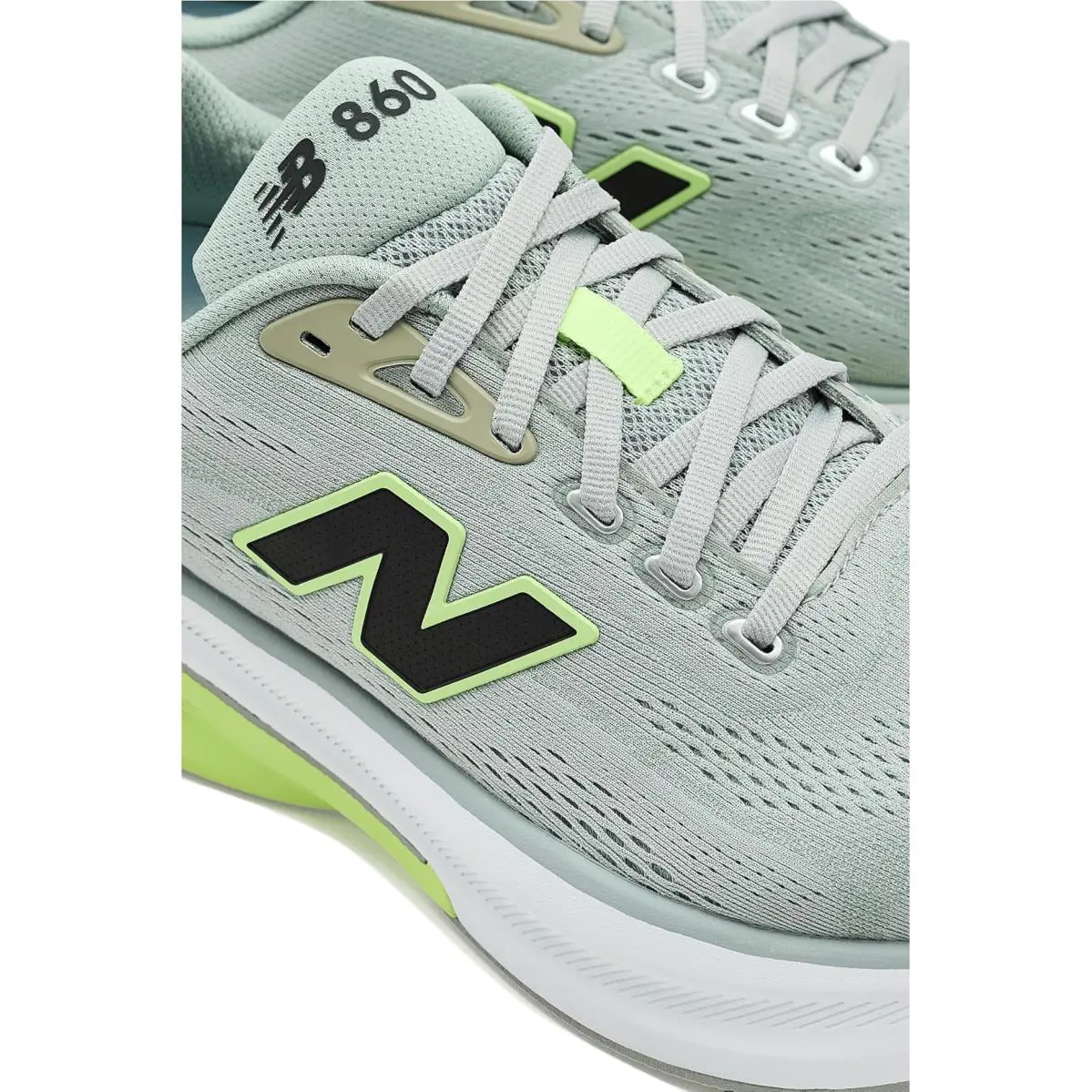 New Balance shoes - Black/NB White 32