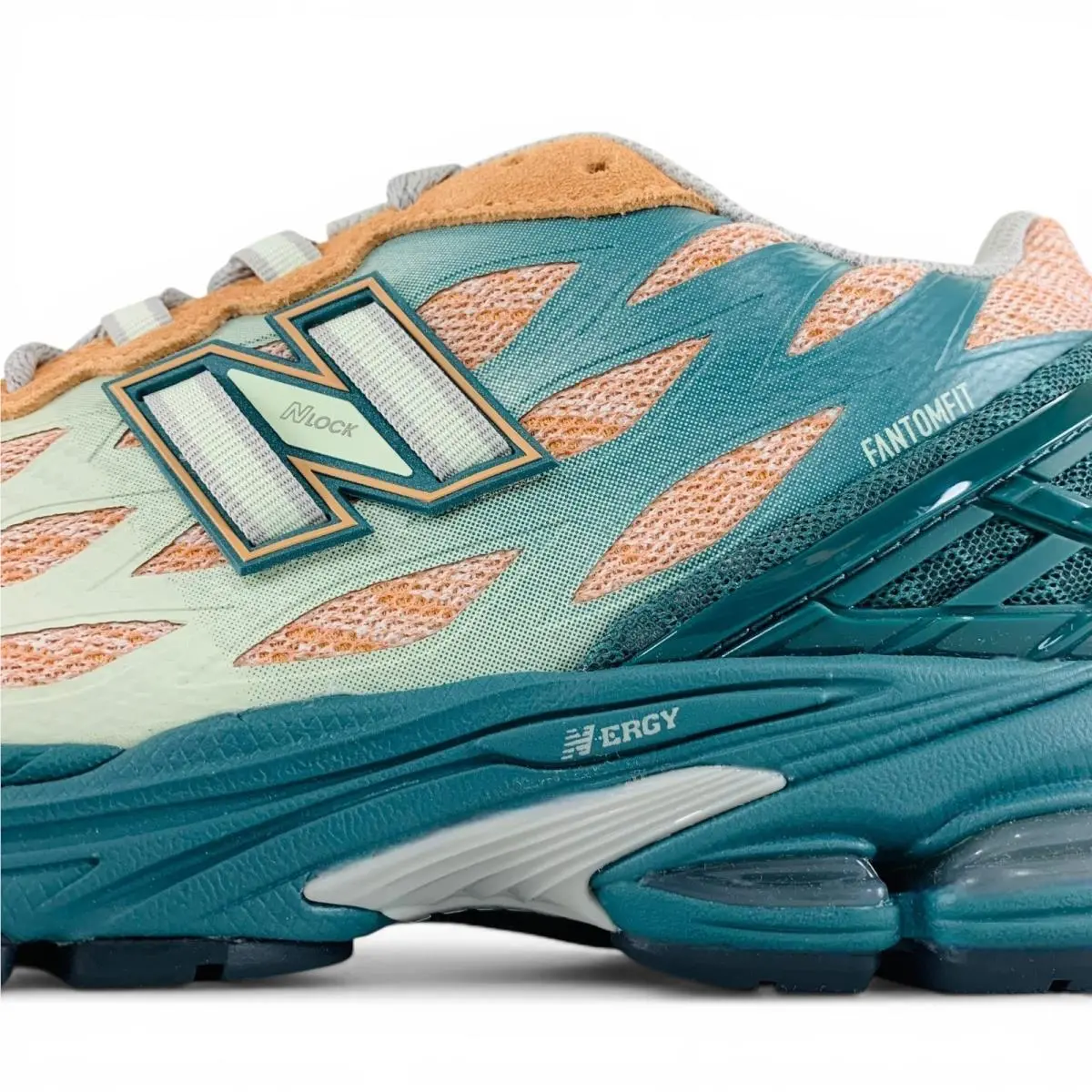 New Balance shoes - New Balance 1906W - U1906WFB - Green 19