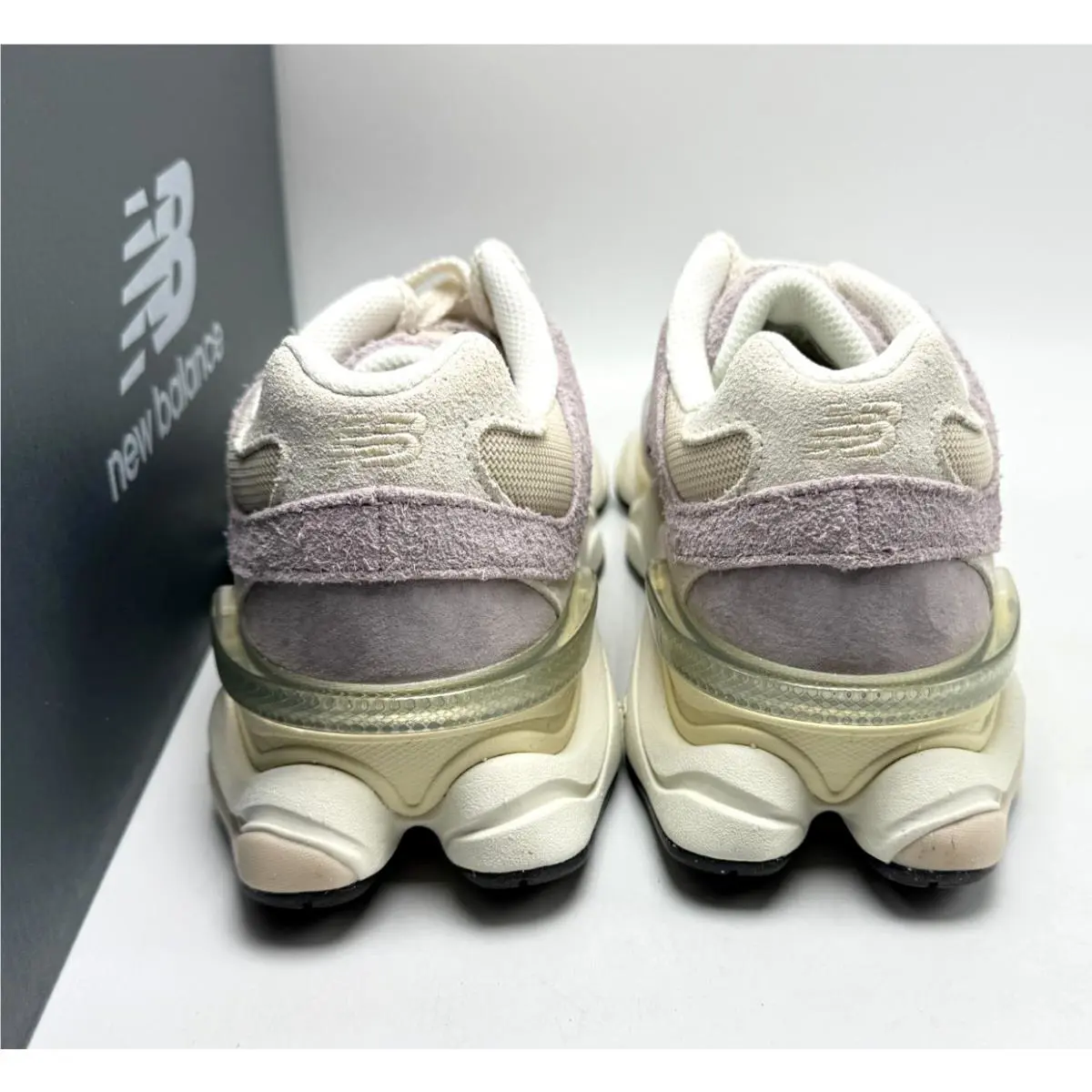 New Balance shoes - New Balance 9060 - U906029M - Truffle Salt/Timber Wolf 3